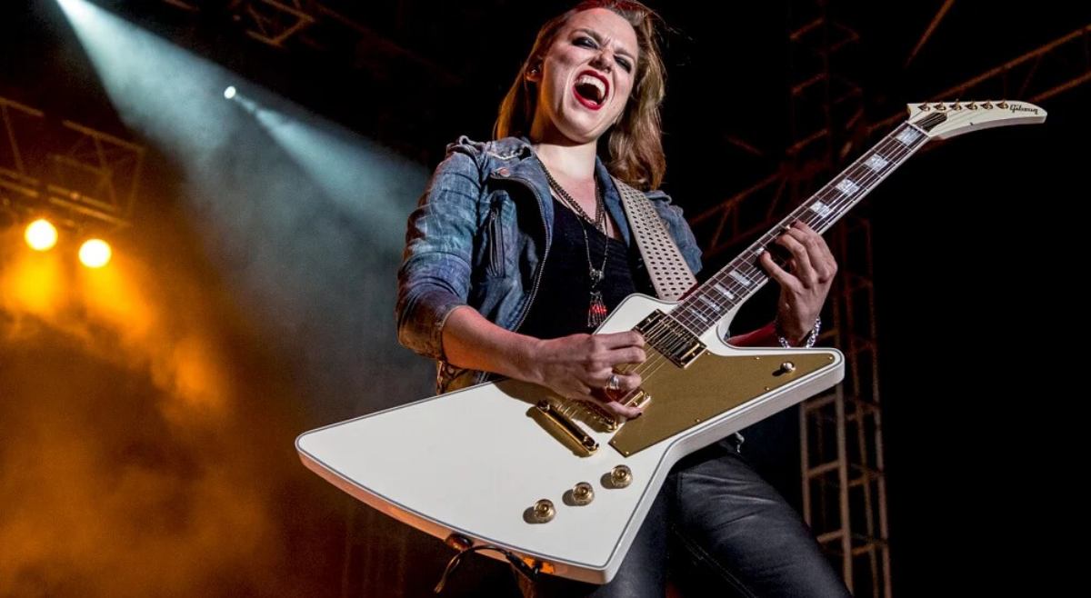 Halestorm Vocalist Lzzy Hale Reflected on Tour Bus Fire Accident